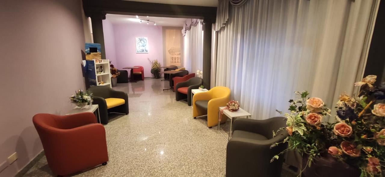Hotel Lory My Wellness Spa Chianciano Terme Exterior photo