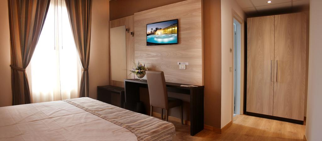 Hotel Lory My Wellness Spa Chianciano Terme Exterior photo