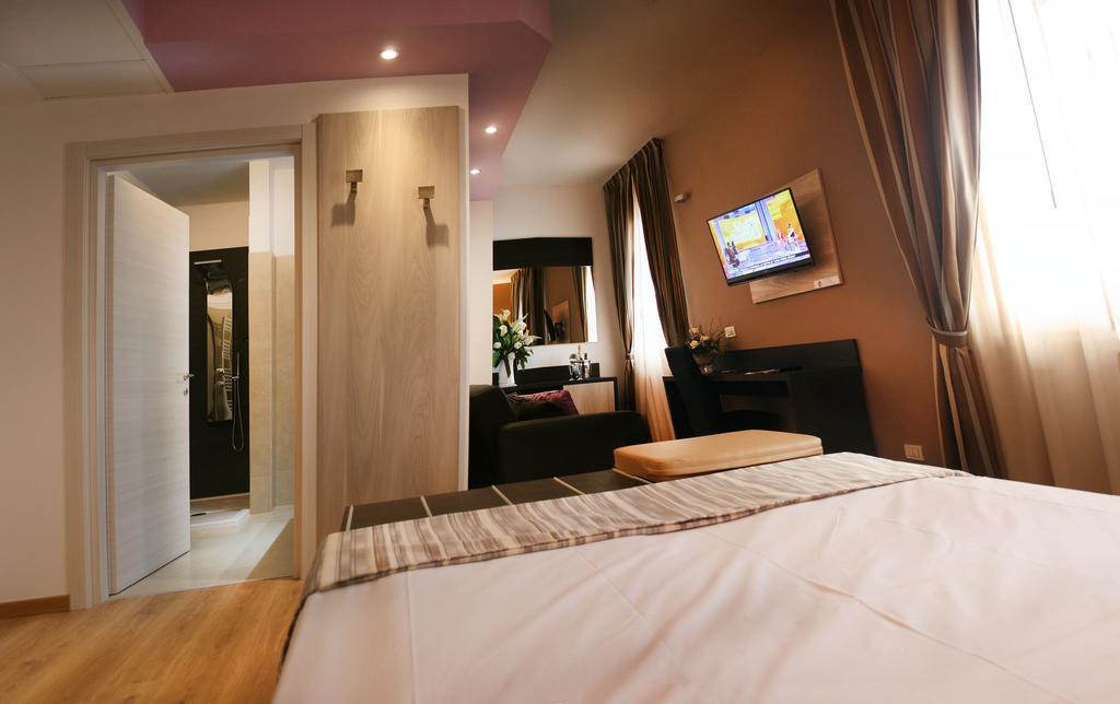 Hotel Lory My Wellness Spa Chianciano Terme Exterior photo