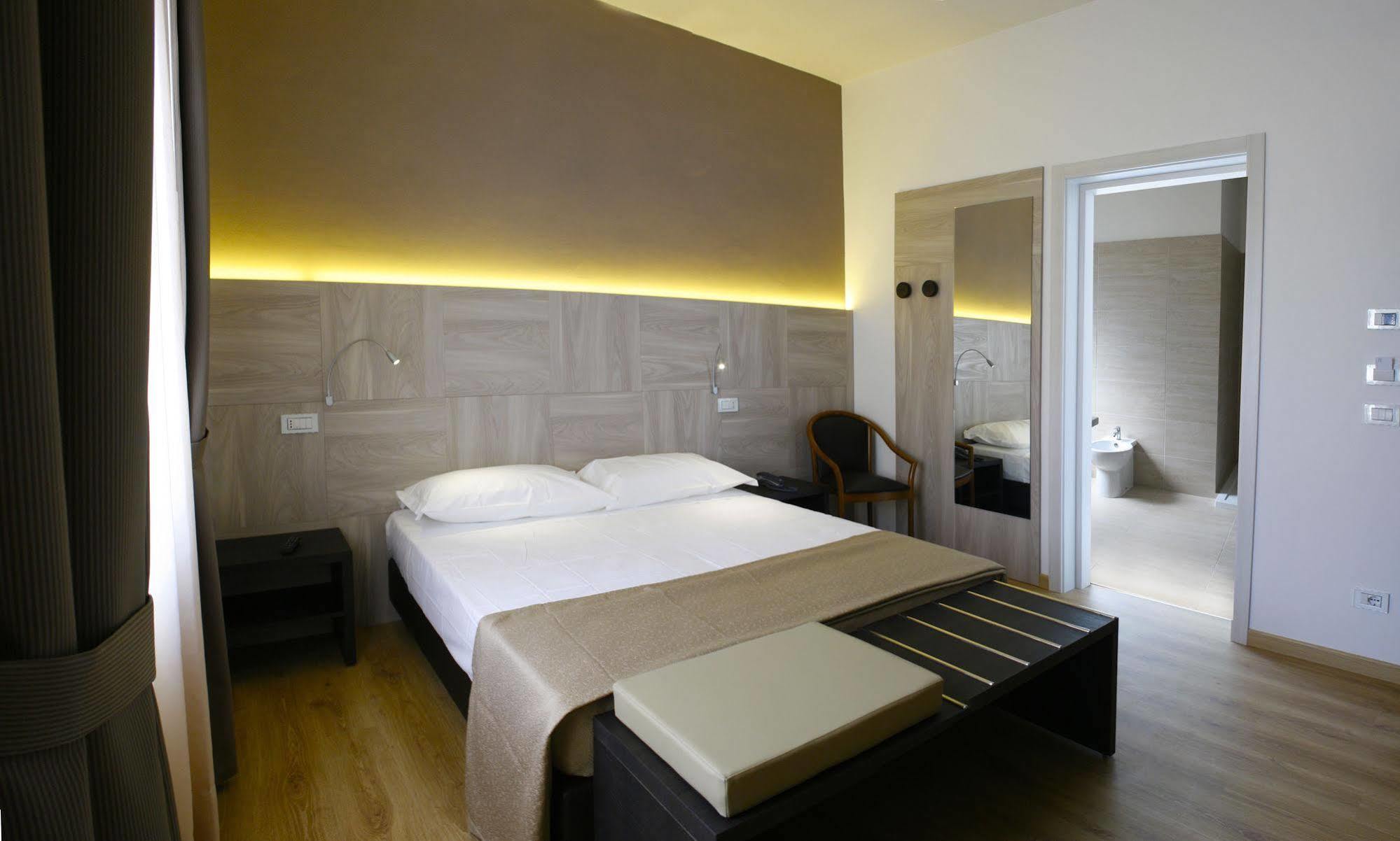 Hotel Lory My Wellness Spa Chianciano Terme Exterior photo