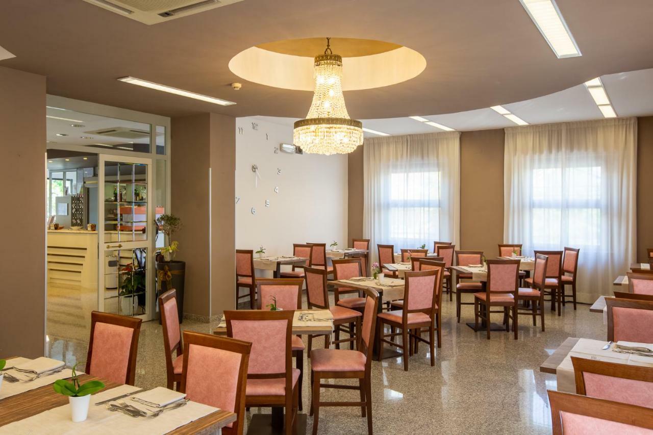 Hotel Lory My Wellness Spa Chianciano Terme Exterior photo